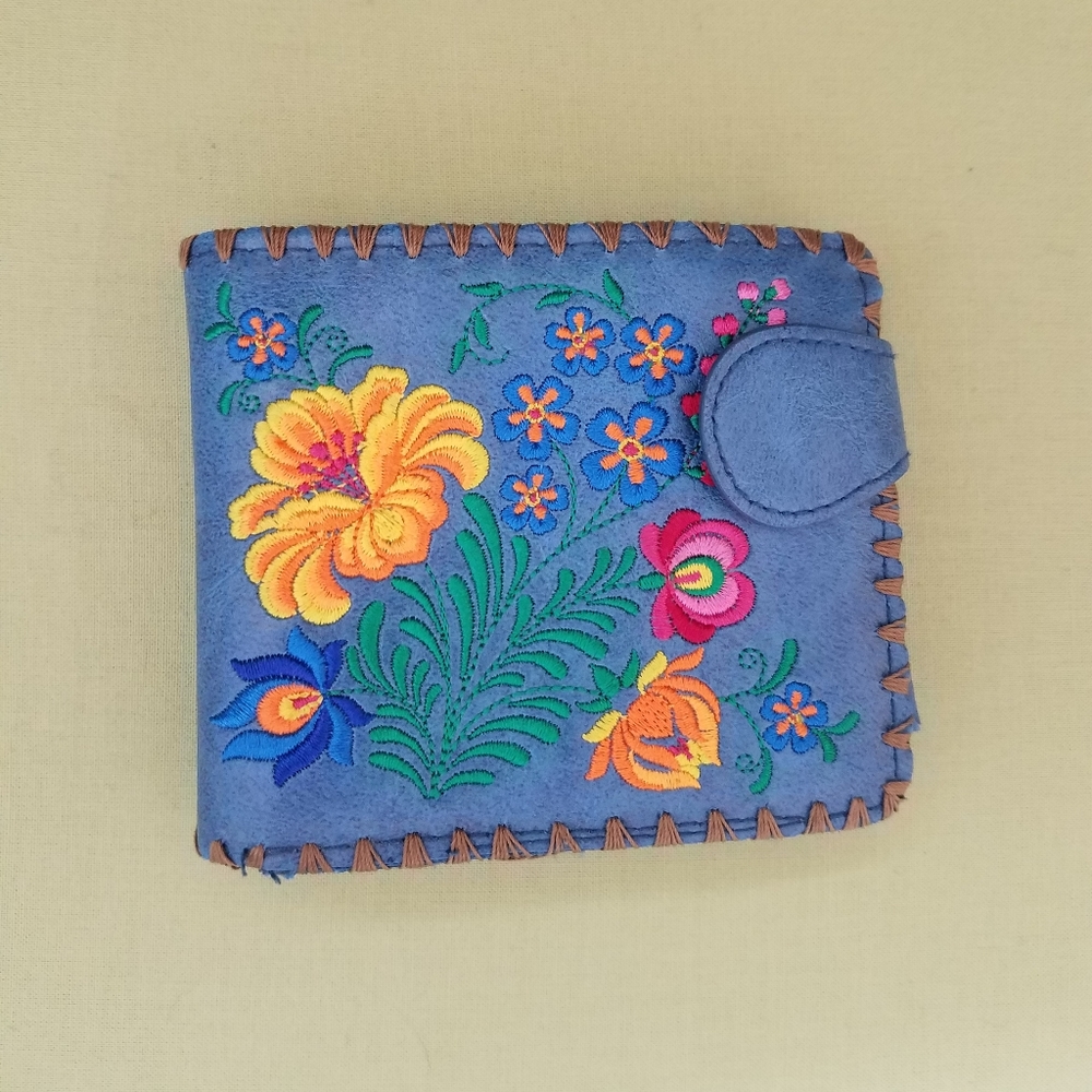 Lavishy Handheld Flip Wallet Vegan